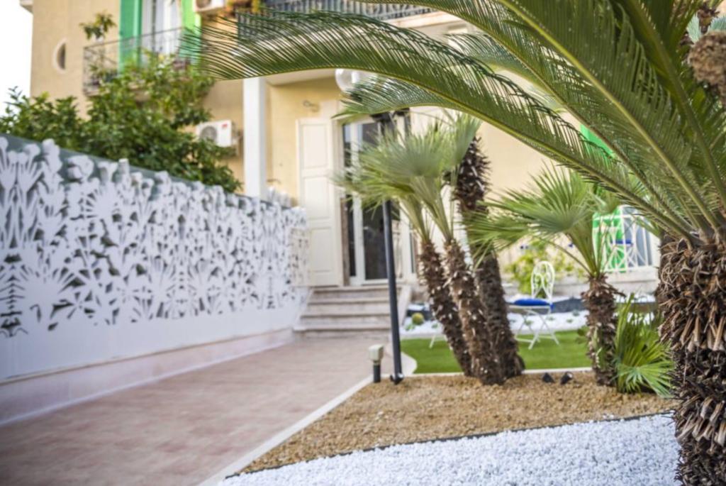 Porto Di Mare B&B Giovinazzo Exterior foto